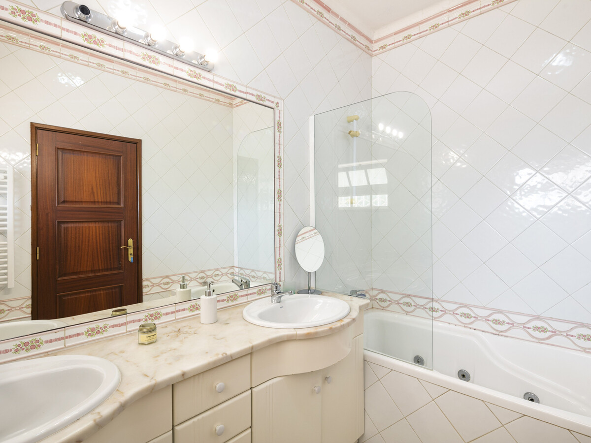 Villa spacieuse 4 chambres avec piscine privée près de Carvoeiro - Photo 34