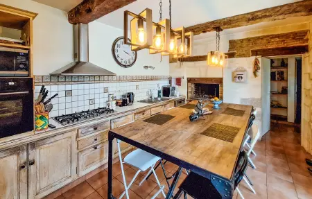 Maison rustique 6 personnes avec piscine à Francs : photo 6