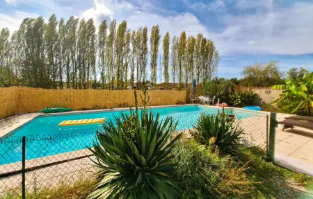 Maison rustique 6 personnes avec piscine à Francs : photo 10