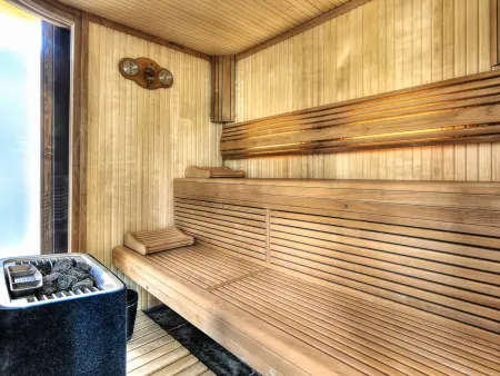 Chalet 5 chambres piscine intérieure Saint-Martin-de-Belleville : photo 14