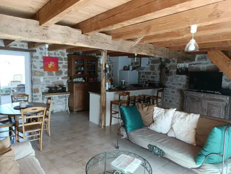 Gîte les Escures, maison 4 étoiles à Branceilles, 4 personnes : photo 8