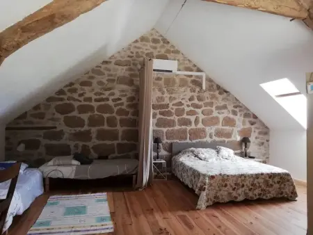 Gîte les Escures, maison 4 étoiles à Branceilles, 4 personnes : photo 10