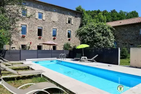 Maison avec piscine et sauna à Laviolle, 6 chambres, 15 pers. : photo 1