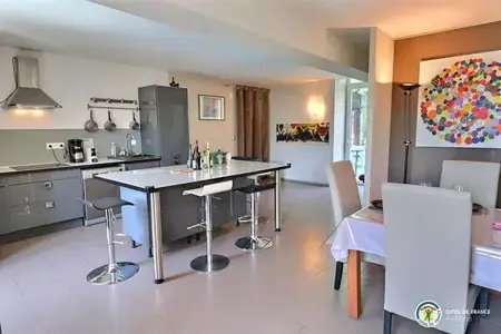 Maison avec piscine et sauna à Laviolle, 6 chambres, 15 pers. : photo 4