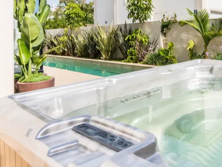Villa moderne 370 m² piscine privée à Marbella : photo 11