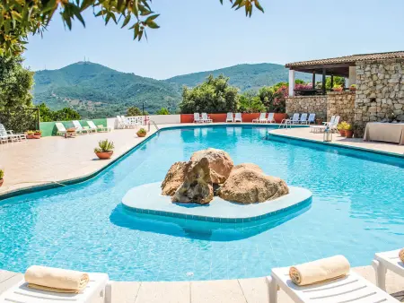 Anna e il Mare, maison 6 pers. avec piscine