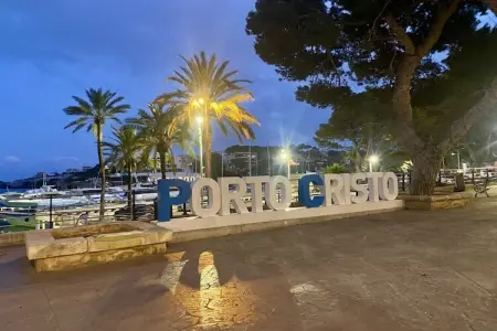 Casa Dido, appartement jardin en bord de mer à Cala Anguila : photo 32