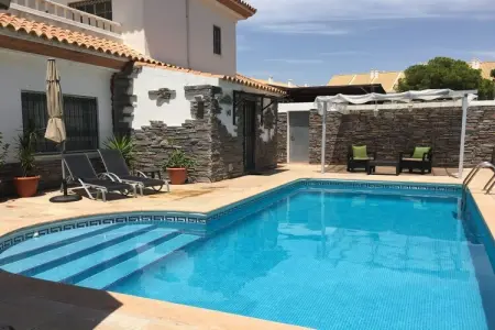 Villa 8 personnes avec piscine privée à Nuevo Portil : photo 2