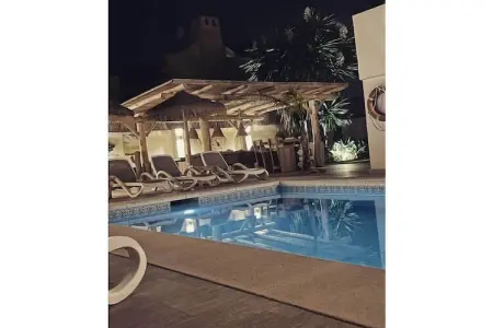 Appartement Granada à Marbella, 300 m de la plage : photo 2