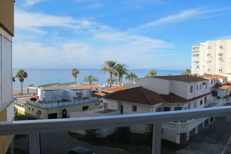 Studio 45 m² avec balcon vue mer à Torrox-Costa : photo 6