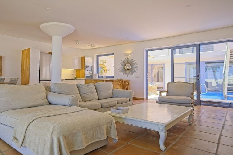 Villa design 3 chambres avec piscine et vue mer à Costa Calma - Photo 12