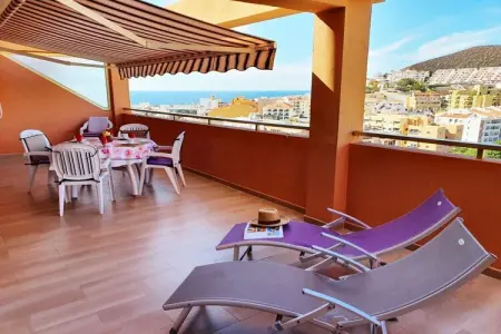 Appartement Elena à Los Cristiano, 70 m² avec terrasse 30 m²