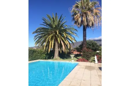 Maison 6 personnes avec piscine et vue mer à Celta