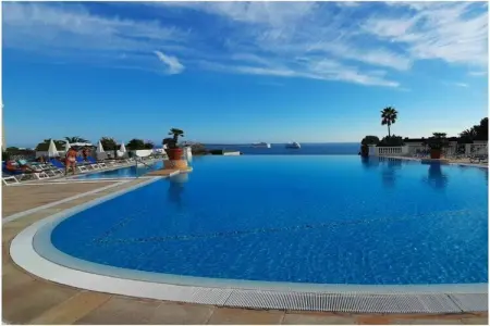 Maison Cannes & More, balcon vue mer, piscine