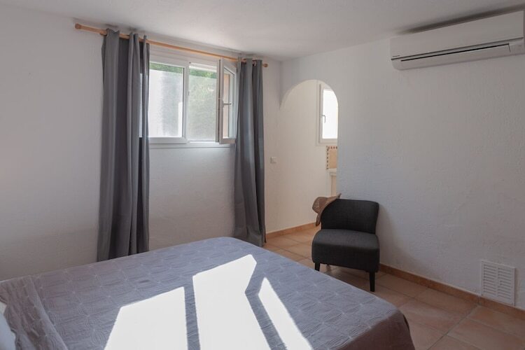 Maison bergerie corse avec piscine à débordement, Porto-Vecchio - Photo 17