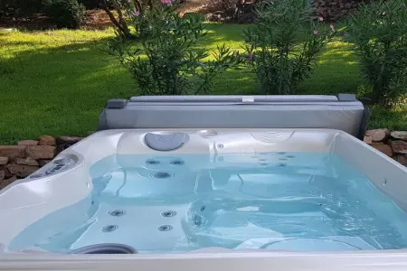 Mini-villa 61 m² Porto-Vecchio, piscine partagée : photo 4