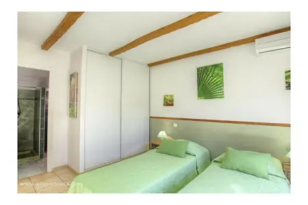 Mini-villa 61 m² Porto-Vecchio, piscine partagée : photo 9