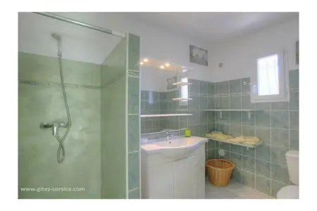 Mini-villa 61 m² Porto-Vecchio, piscine partagée : photo 15