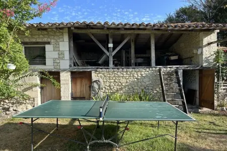 Ancienne ferme de 1860 à Lusignac, 8 personnes : photo 10