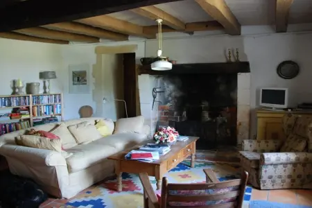 Ancienne ferme de 1860 à Lusignac, 8 personnes : photo 11
