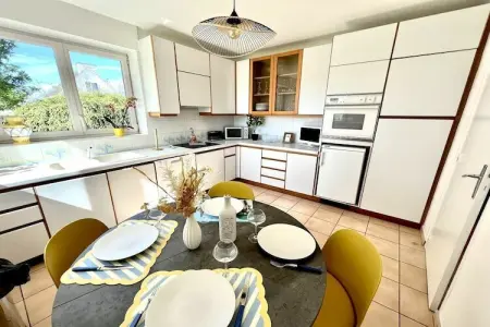 Maison 4 étoiles Baye : 4 chambres, 8 personnes, jardin : photo 14
