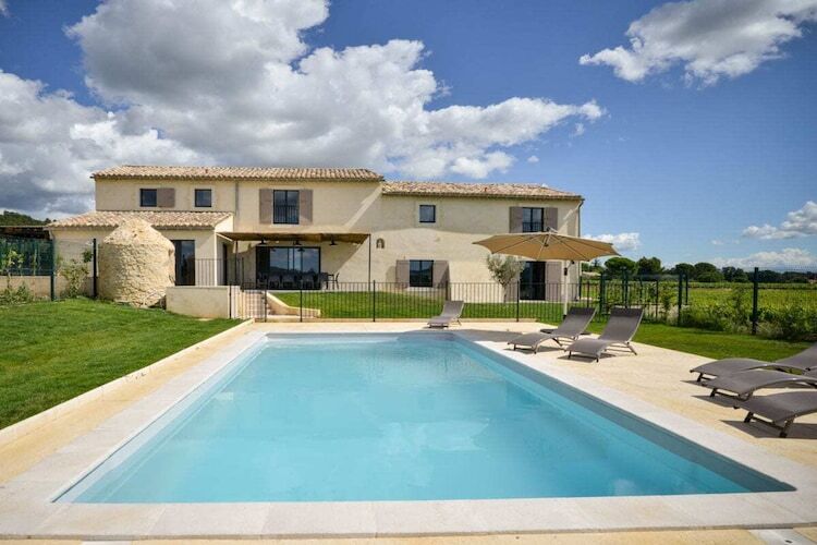 Maison provençale rénovée 10 pers., piscine à Bagnols - Photo 1