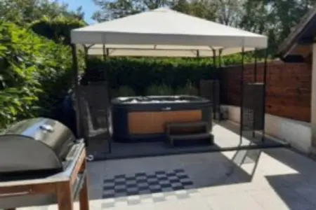 Maison 6 pers. avec piscine et spa à Livre-la-Touche : photo 5