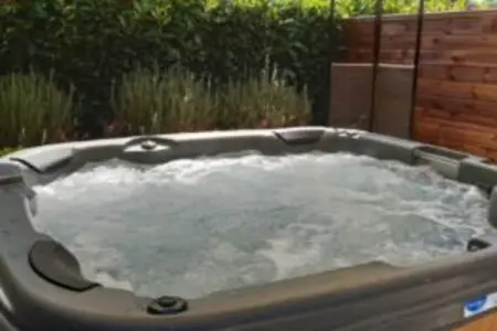 Maison 6 pers. avec piscine et spa à Livre-la-Touche : photo 20