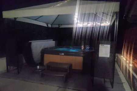Maison 6 pers. avec piscine et spa à Livre-la-Touche : photo 24