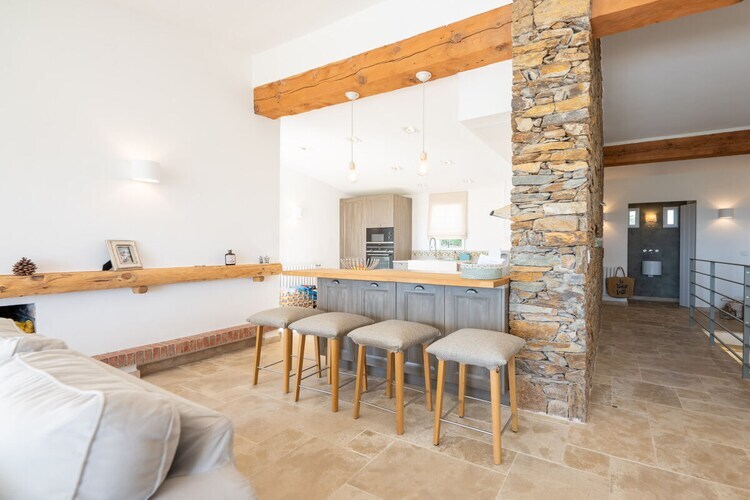 Villa rénovée avec piscine débordement, vue baie Saint-Tropez - Photo 20