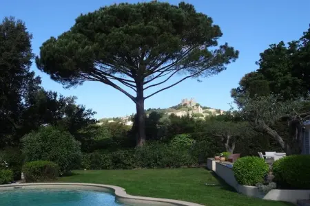 Villa 6 pers. Grimaud, piscine et vue sur le château : photo 5