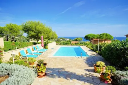 Villa 3 chambres avec piscine privée à Saint-Aygulf : photo 3