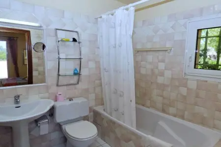 Villa 3 chambres avec piscine privée à Saint-Aygulf : photo 30