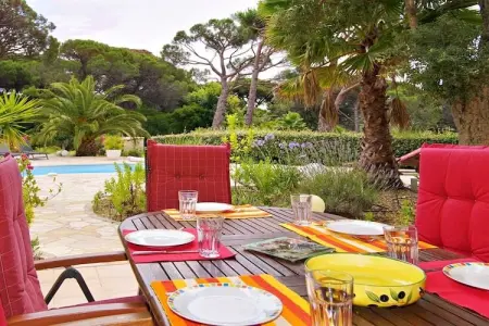 Villa 6 personnes avec piscine privée chauffée aux Issambre : photo 8