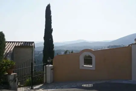 Villa Nadine aux Issambres : piscine vue mer : photo 8