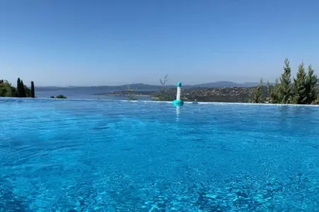 Villa Nadine aux Issambres : piscine vue mer : photo 26