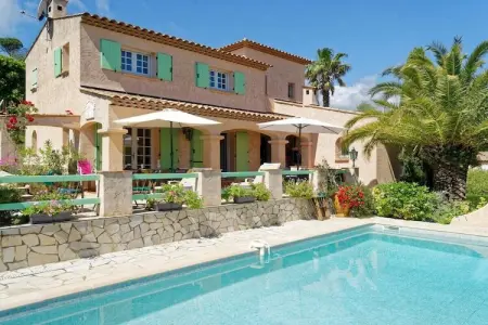Maison 3 chambres aux Issambres avec piscine et terrasse : photo 1