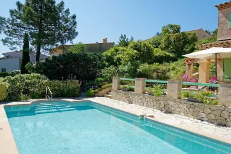 Maison 3 chambres aux Issambres avec piscine et terrasse : photo 3