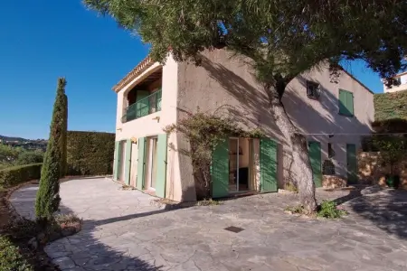 Maison 4 chambres vue mer aux Issambres avec piscine : photo 3