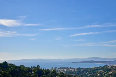 Maison 4 chambres vue mer aux Issambres avec piscine : photo 4