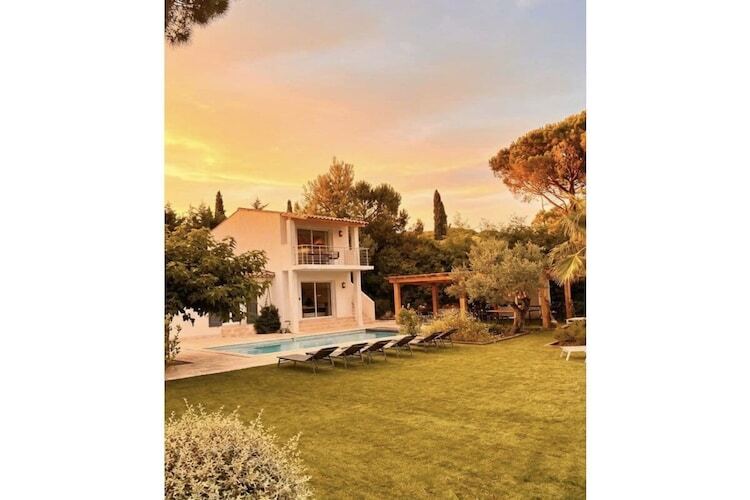 Villa 6 chambres à Gigaro, jacuzzi, hammam et piscine chauffée - Photo 3