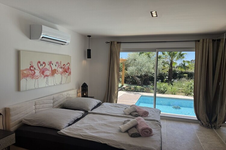 Villa 6 chambres à Gigaro, jacuzzi, hammam et piscine chauffée - Photo 11