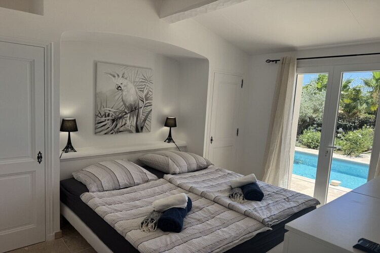 Villa 6 chambres à Gigaro, jacuzzi, hammam et piscine chauffée - Photo 17