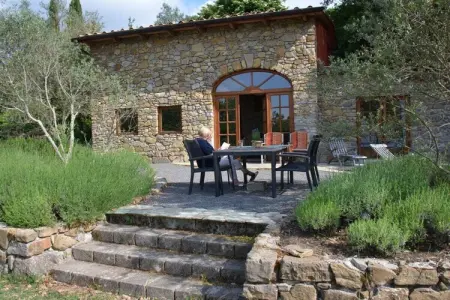 Gîte en pierre à Montefiascone, 2 chambres, 90 m² : photo 1