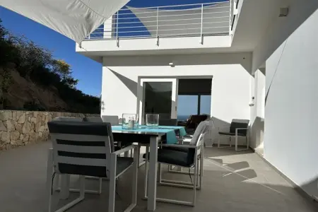 Villa moderne Budoni, piscine débordement et vue mer : photo 7
