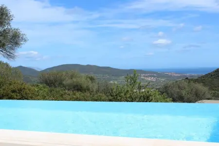 Villa moderne Budoni, piscine débordement et vue mer : photo 11