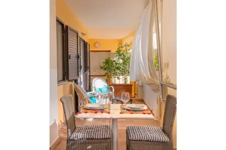 Appartement Iris à Orosei, 3 km de la plage