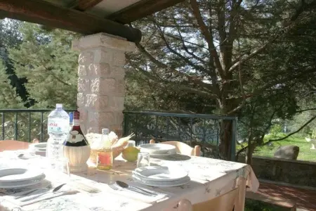 Maison 3 pièces avec jardin et terrasse couverte : photo 9