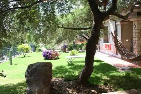 Maison 3 pièces avec jardin et terrasse couverte : photo 15