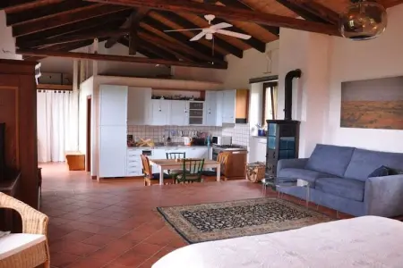 Studio Nebbiolo à Mango, balcon sud avec vue : photo 21